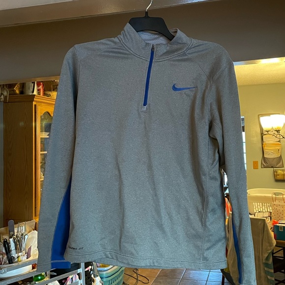 1/4 zip up Nike - Picture 2 of 4
